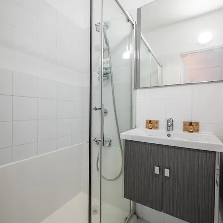 Le Serenity - Proche Gare - Hyper Centre מנטון